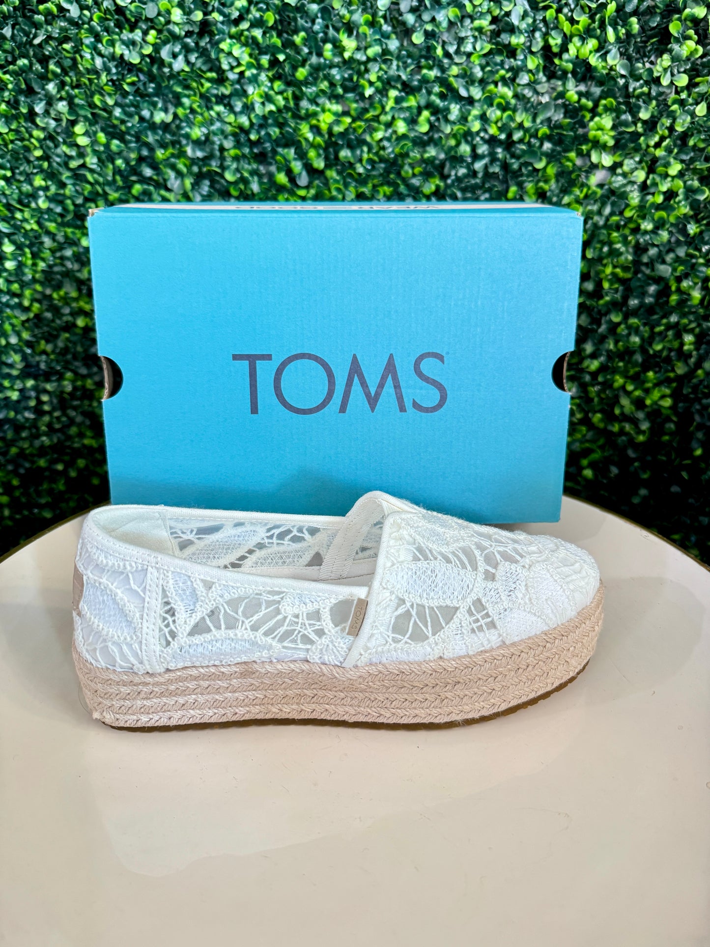 Valencia Cream Crochet Slip-on