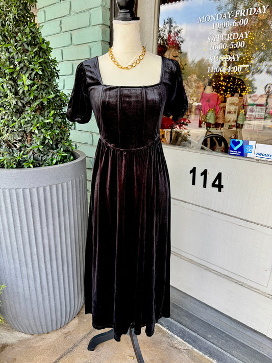 Kami Velvet Midi