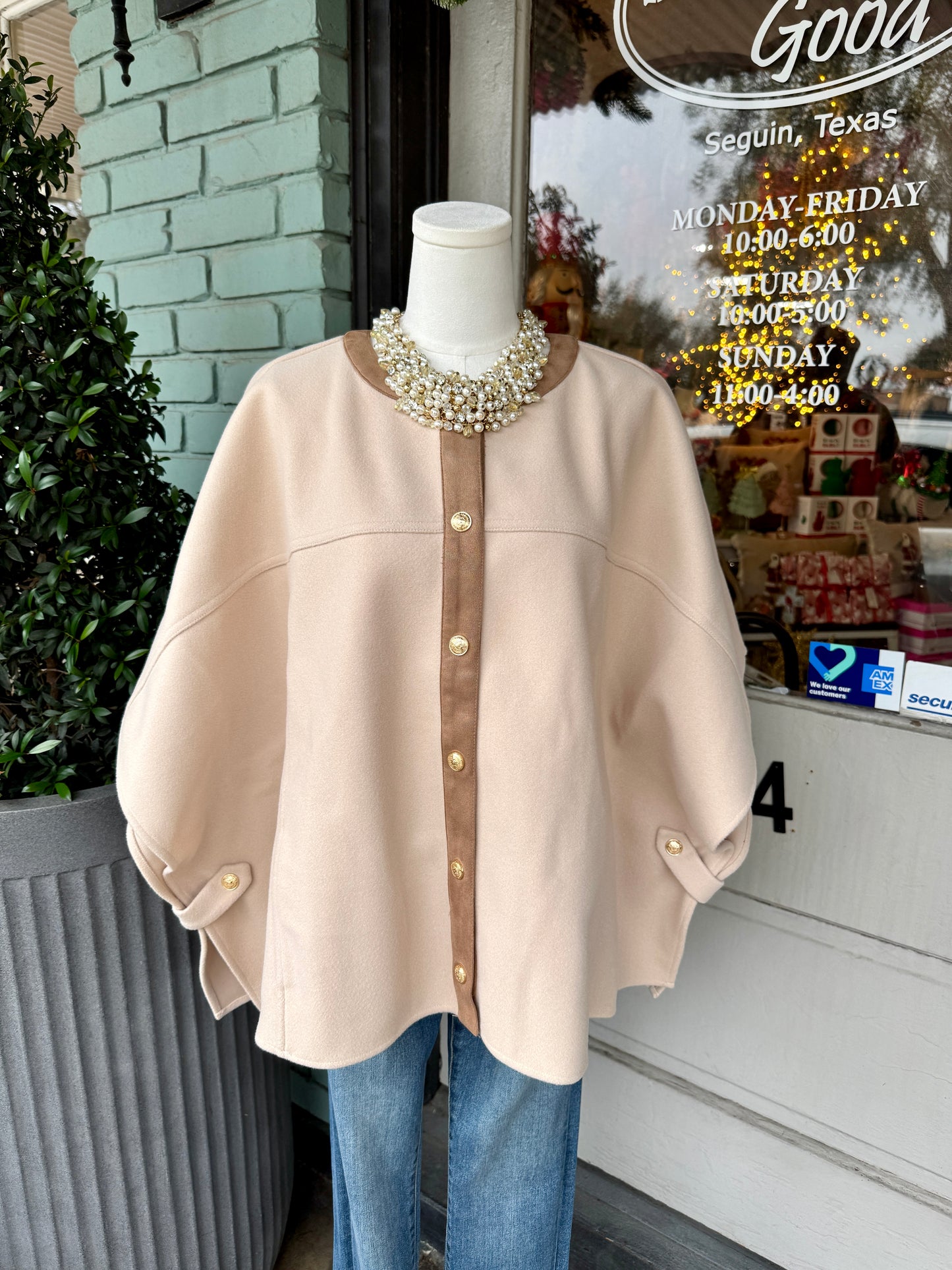 Brooks Capelet