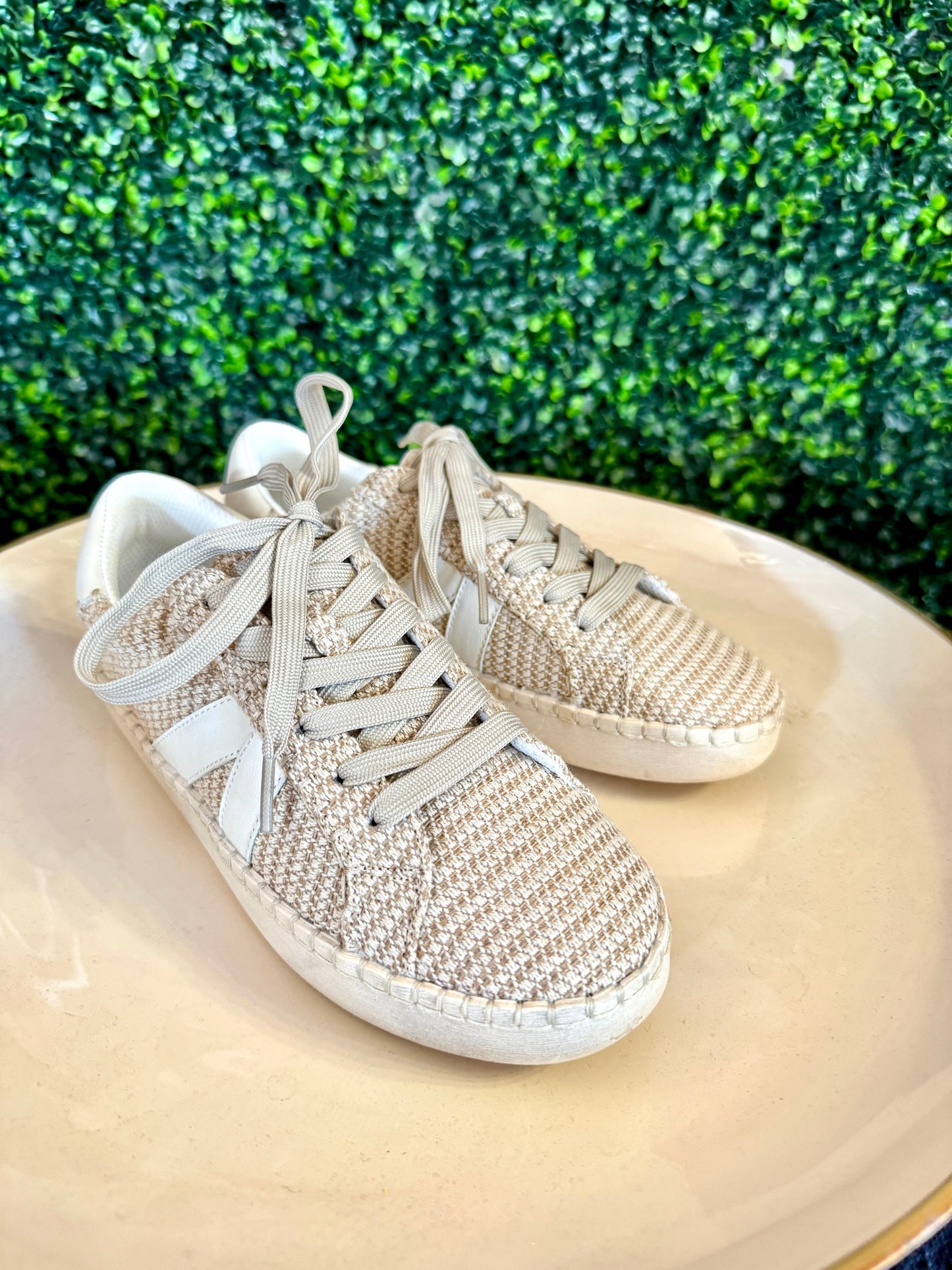Friends Zone White Sneaker
