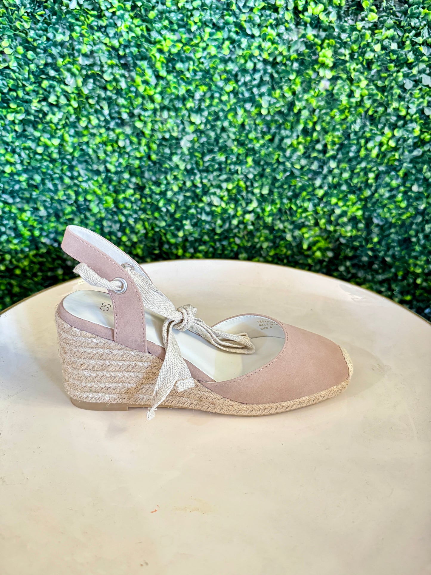 Alondra Wedge