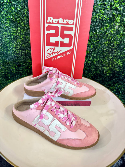 25 Pink Sneaker