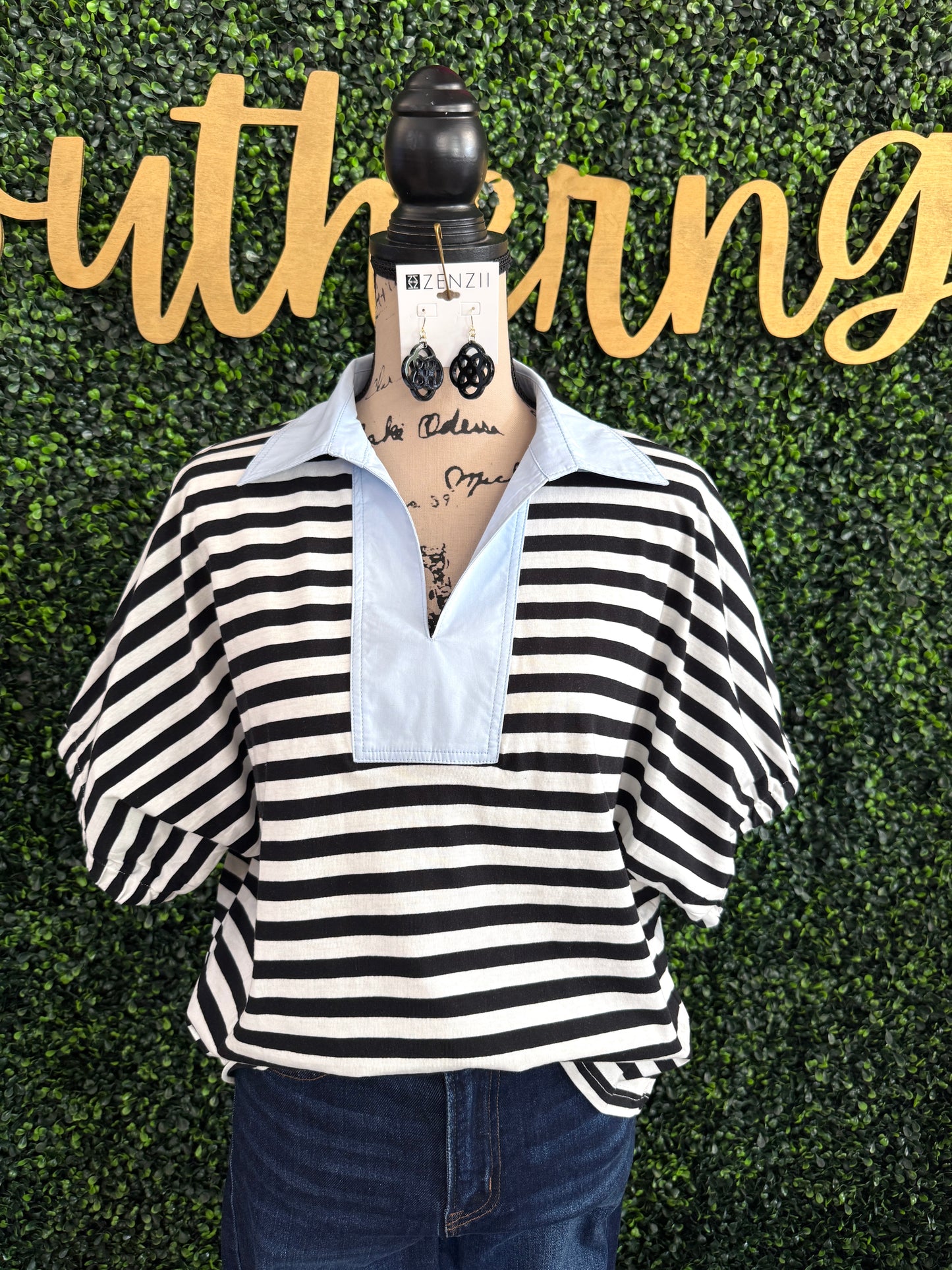 Charleigh Black Pullover