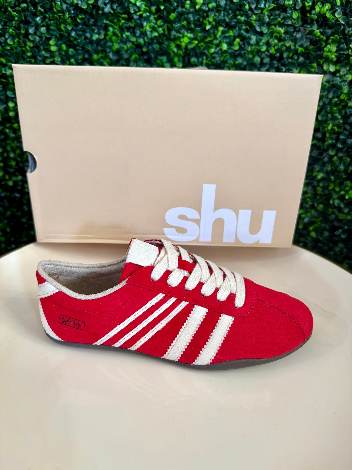 Paloma Sneaker
