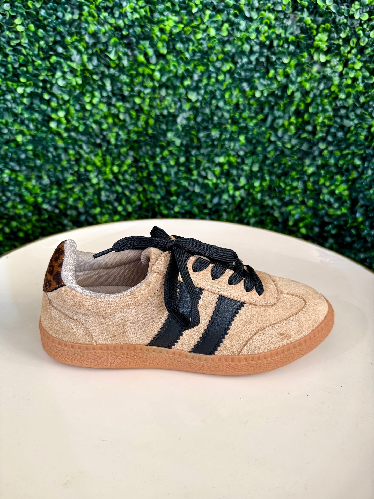 Heads Up Camel Sneaker