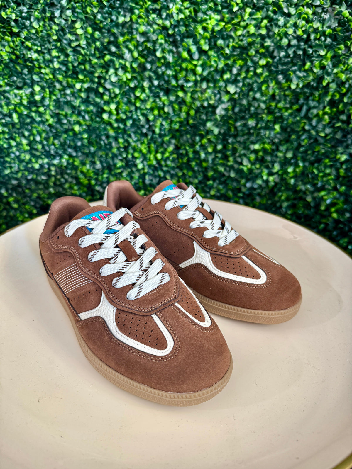Bracken Brown Sneaker